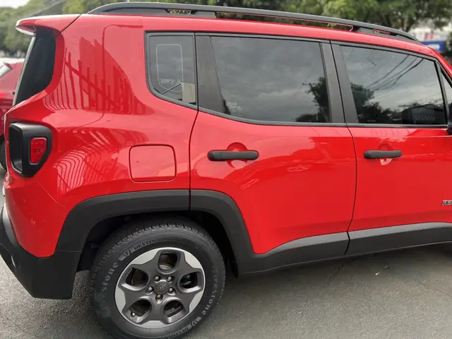 Carro Jeep Renegade 2017 Sport 1.8 4x2 (Flex)