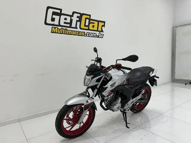 Moto Honda CB 250F Twister 2021 (CBS)