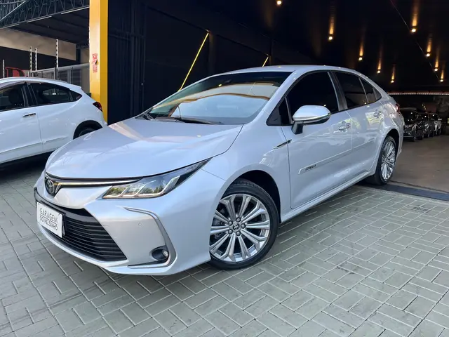 Carro Toyota Corolla 2023 XEi 2.0 Flex