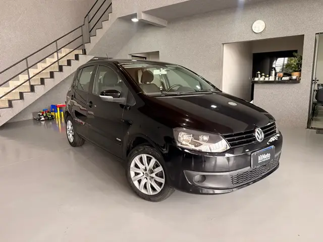 Carro Volkswagen Fox 2013 1.6 VHT (Flex)