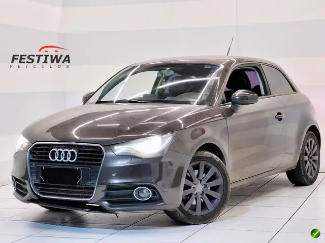 Carro Audi A1 2011 1.4 TFSI Attraction S Tronic