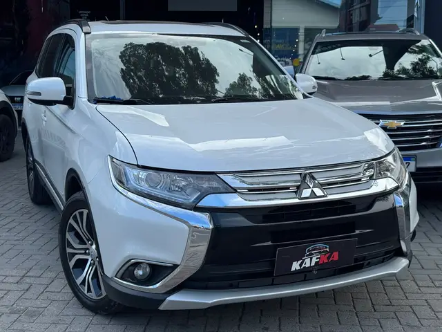 Carro Mitsubishi Outlander 2016 2.0 16V CVT