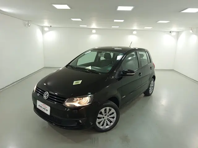 Carro Volkswagen Fox 2014 1.6 VHT (Flex)
