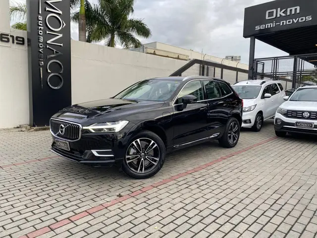 Carro Volvo XC60 2021 Momentum T8 2.0 Hybrid AWD (Aut)