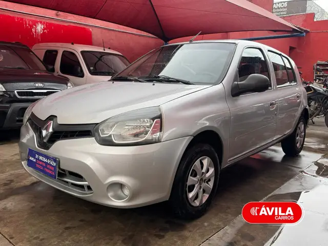 Carro Renault Clio 2015 Hatch. RN 1.0 16V