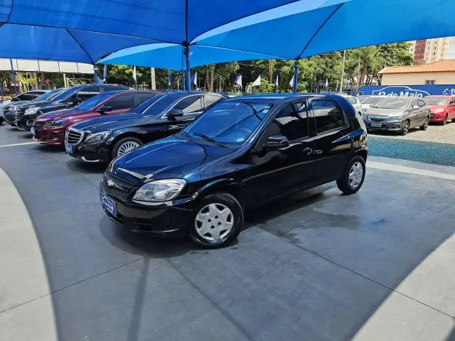 Carro Chevrolet Celta 2013 LT 1.0 (Flex)