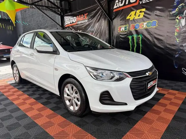 Carro Chevrolet Onix 2023 1.0