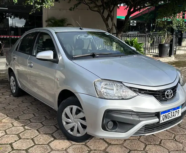 Carro Toyota Etios Sedan 2018 XS 1.5 (Aut) (Flex)