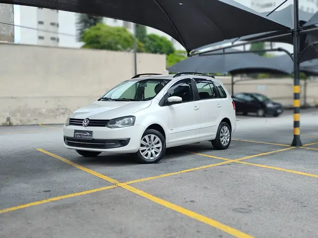 Carro Volkswagen SpaceFox 2013 1.6 8V Trend (Flex)