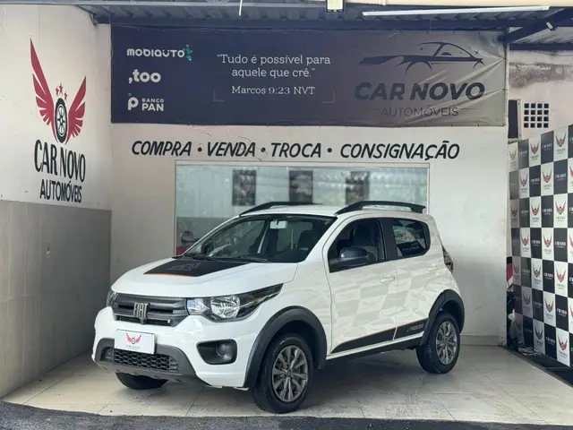 Carro Fiat Mobi 2024 Trekking 1.0