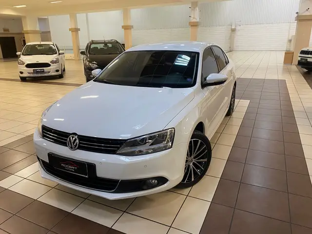 Carro Volkswagen Jetta 2014 2.0 TSI Highline DSG