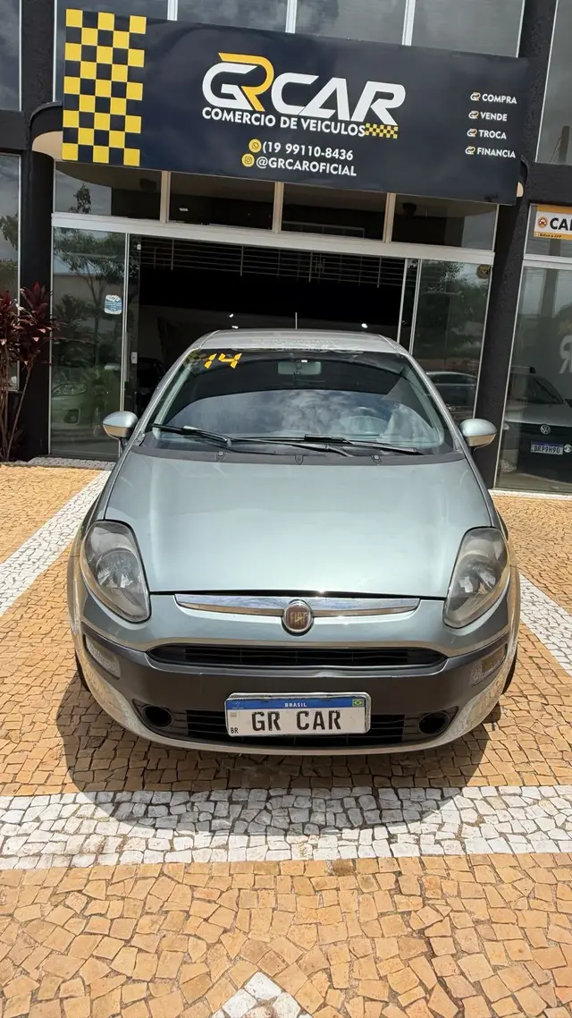 Carro Fiat Punto 2014 Attractive 1.4 (Flex)