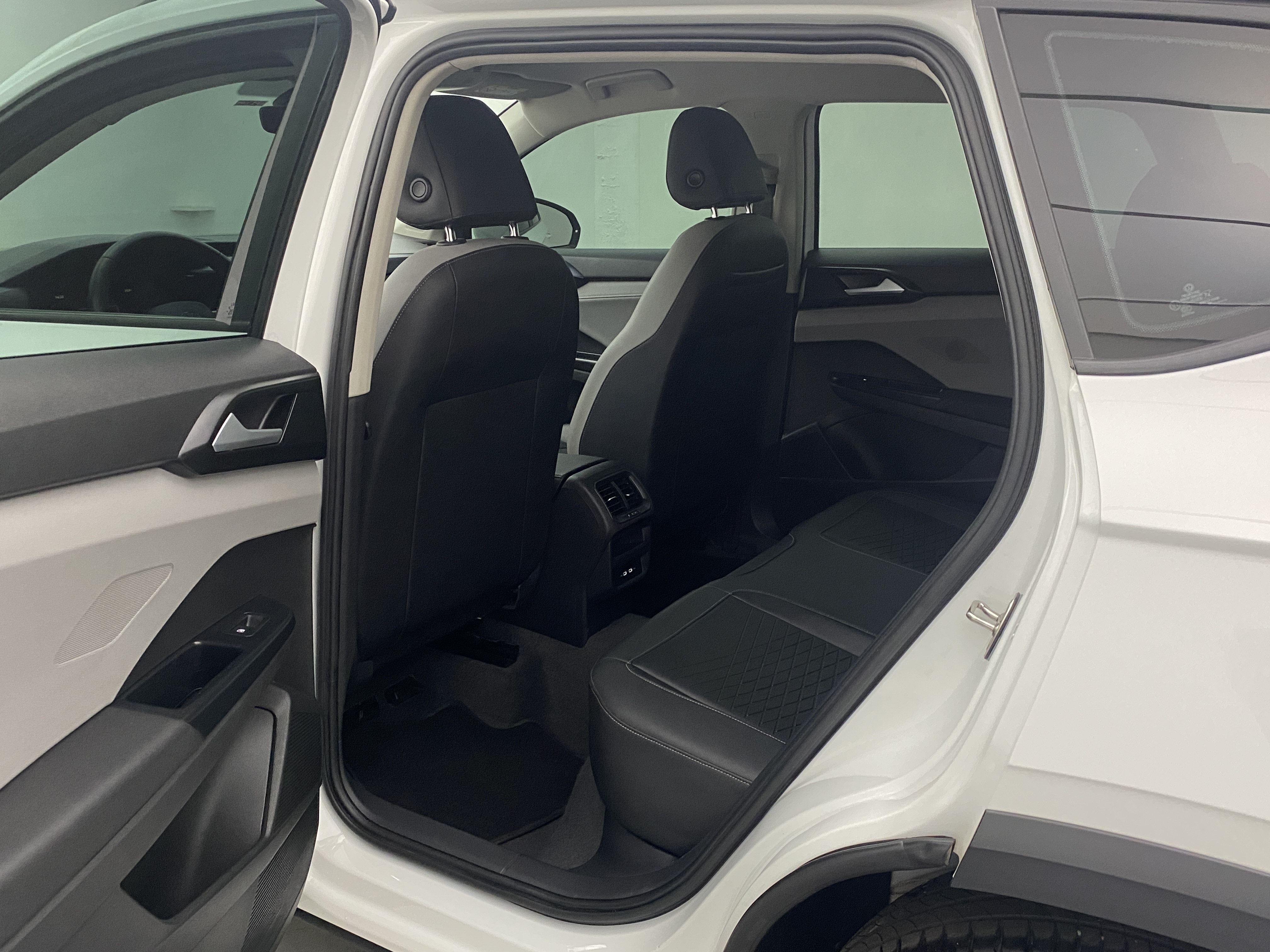 vw - volkswagen taos comfortline 1.4 tsi