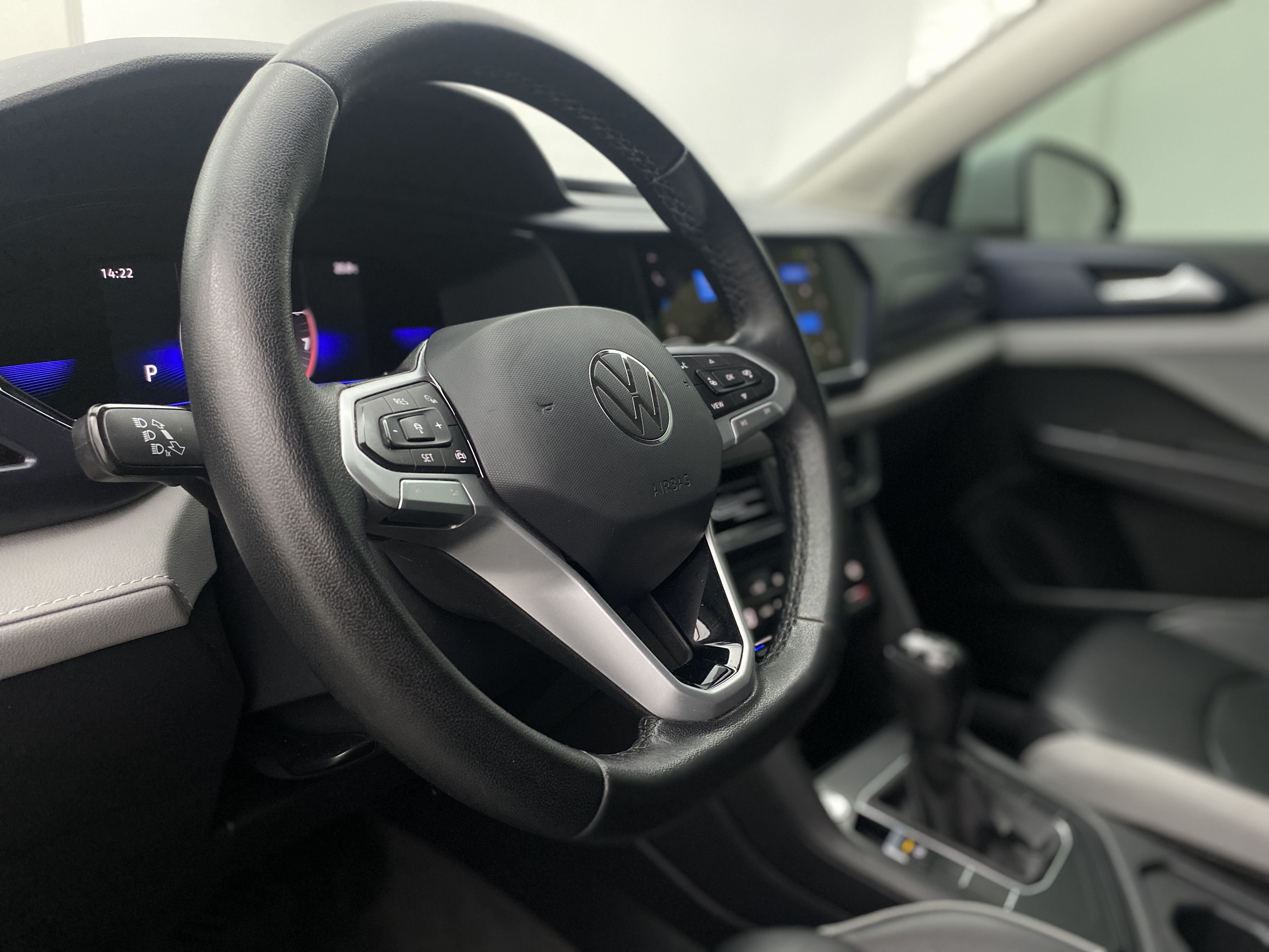 vw - volkswagen taos comfortline 1.4 tsi