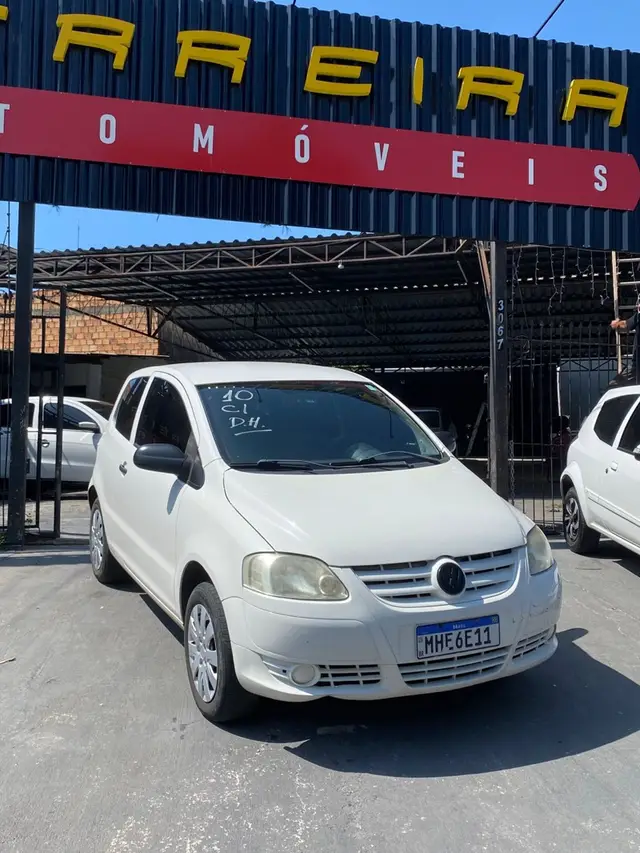 Carro Volkswagen Fox 2010 1.0 8V (Flex) 2p