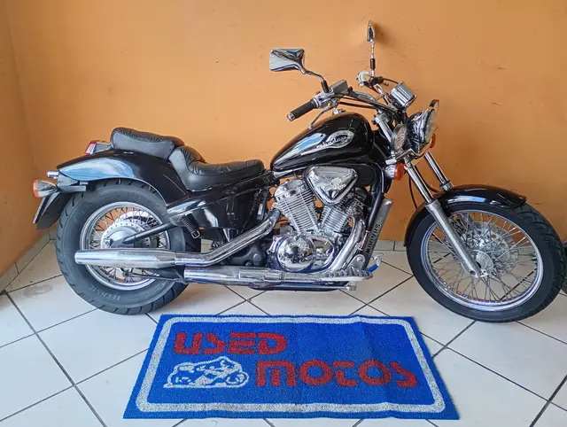 Moto Honda VT 600 2001 C Shadow