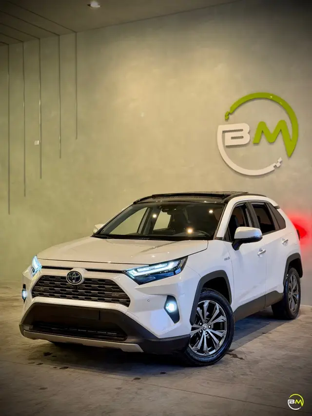 Carro Toyota RAV4 2024  SX Connect 2.5 (Híbrido)