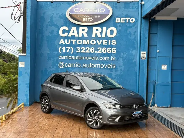 Carro Volkswagen Polo 2025 Track 1.0 Flex 12V 5p