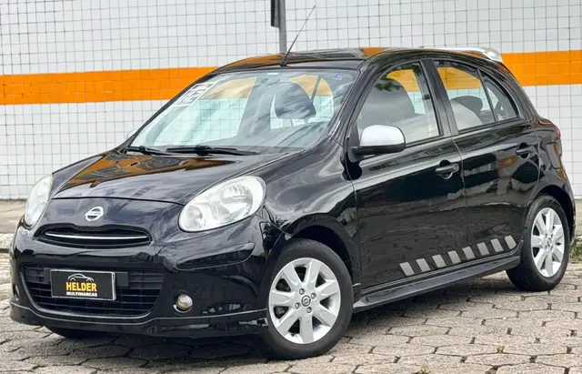 Carro Nissan March 2012 1.6 16V SR (Flex)