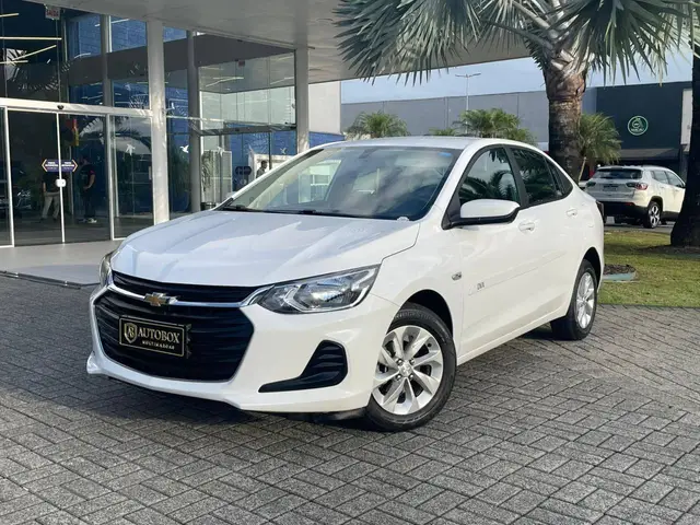 Carro Chevrolet Onix Plus 2023 LT 1.0 Turbo
