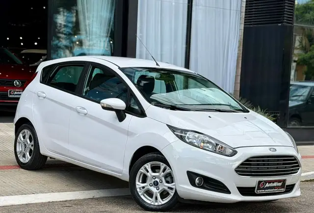 Carro Ford Fiesta Hatch 2017 SEL 1.6 16V Flex Mec. 5p - G