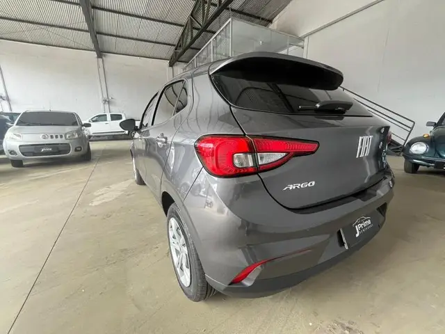 Carro Fiat Argo 2025 Drive 1.0