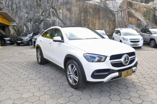 Carro Mercedes-Benz GLE 400 2021 Coupé V6 3.0 diesel 4MATIC (Aut)