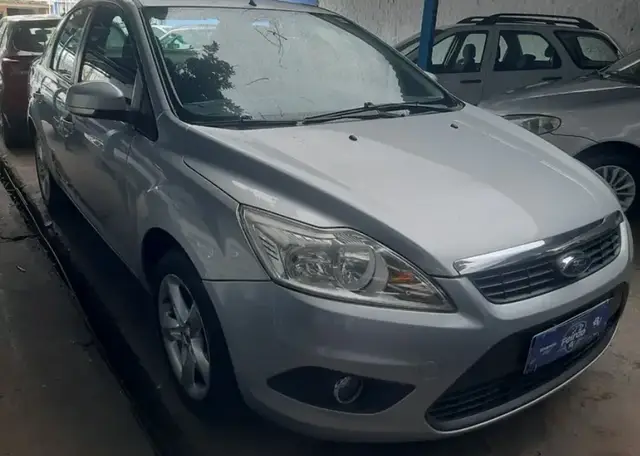 Carro Ford Focus Sedan 2011 GLX 2.0 16V (Flex)