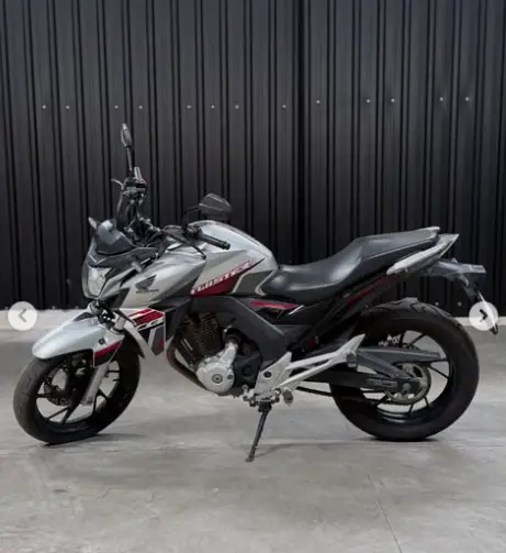 Moto Honda CB 250F Twister 2021 (CBS)