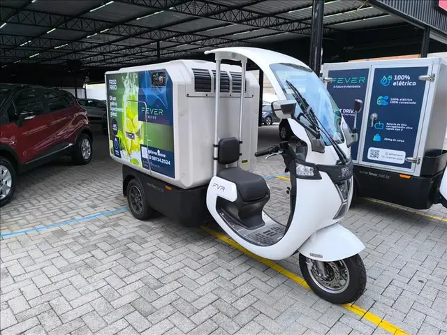 Moto Fever FR250 2023 FR250 BOX (Elétrica)