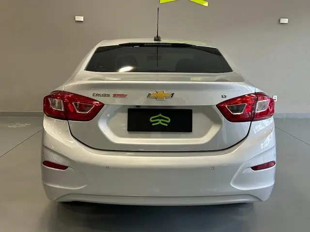 Carro Chevrolet Cruze 2017 LT 1.4 16V Turbo Ecotec (Aut) (Flex)
