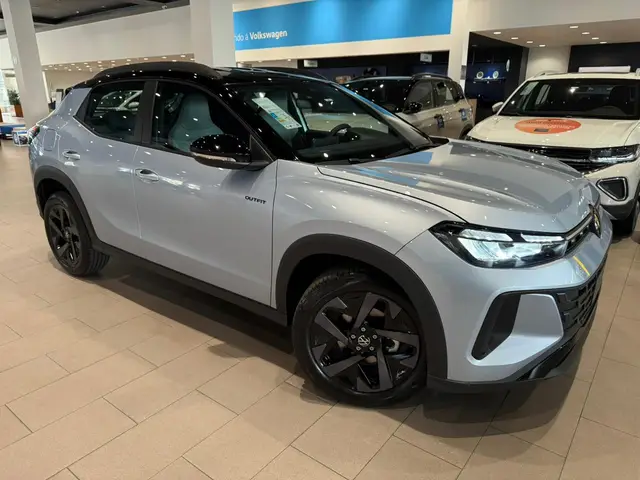 Carro Volkswagen Tera 2026 High Outfit