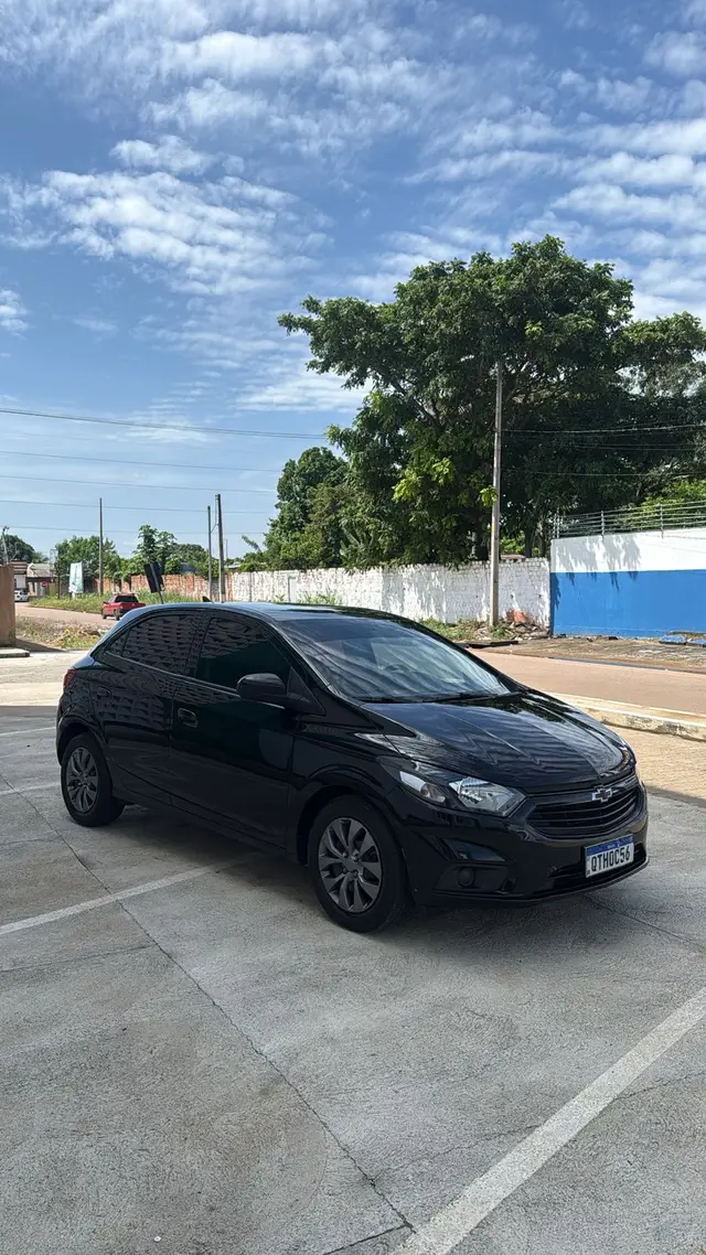 Carro Chevrolet Joy 2021 1.0 8V Black Edition (Flex)