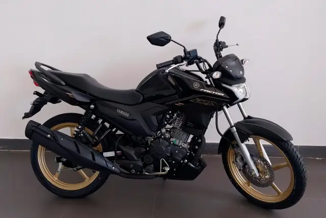 Moto Yamaha YBR 150 Factor 2025 DX