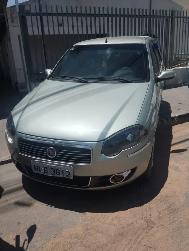 Carro Fiat Palio 2010 ELX 1.4 (Flex)