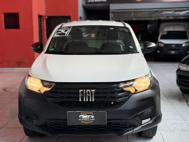 Carro Fiat Strada 2024 Endurance 1.3 Flex 8V CS