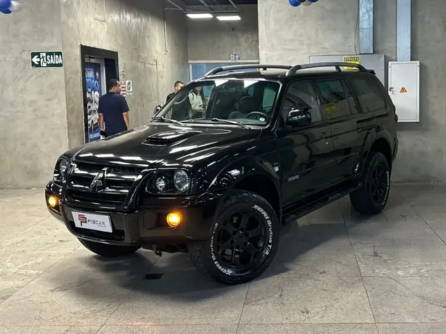 Carro Mitsubishi Pajero Sport 2011 HPE 4x4 2.5