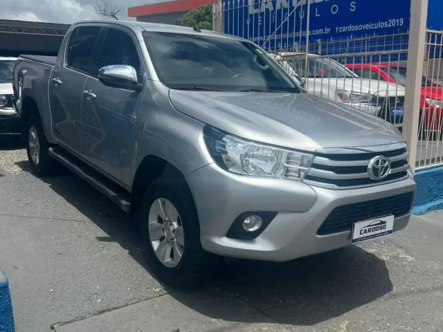 Carro Toyota Hilux Cabine Dupla 2018 Hilux 2.7 SR CD 4x2 (Flex)