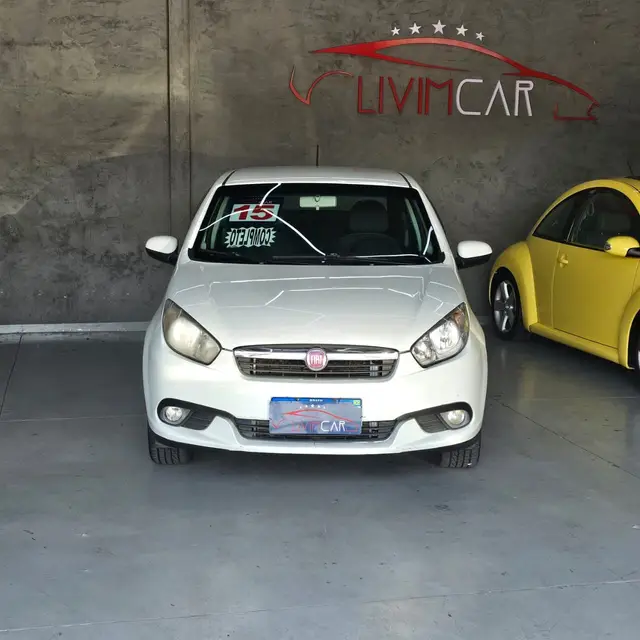 Carro Fiat Grand Siena 2015 Evo Attractive 1.4 8V (Flex)