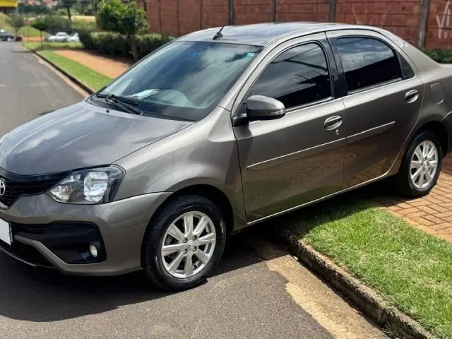 Carro Toyota Etios 2020 X Plus 1.5 (Aut) (Flex)