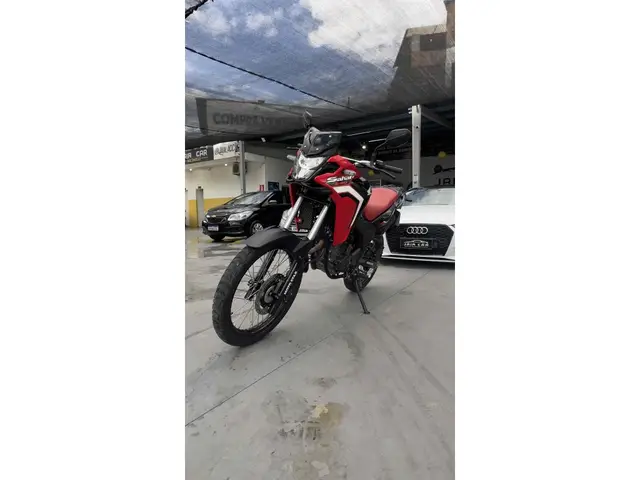 Moto Honda XRE Sahara 300 2025 Rally