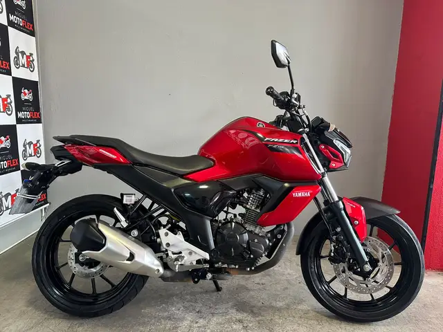 Moto Yamaha YS 150 Fazer 2023 ED