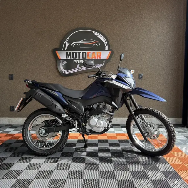 Moto Honda NXR 160 2026 Bros CBS