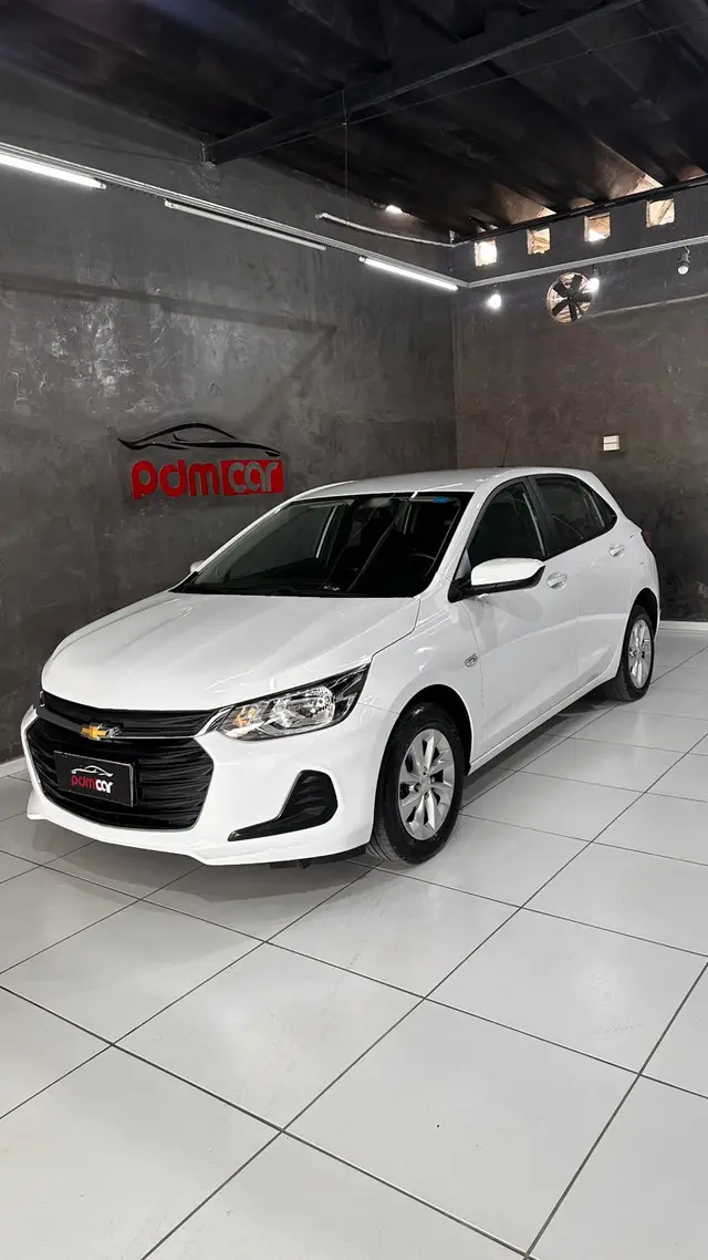Carro Chevrolet Onix 2023 LT 1.0