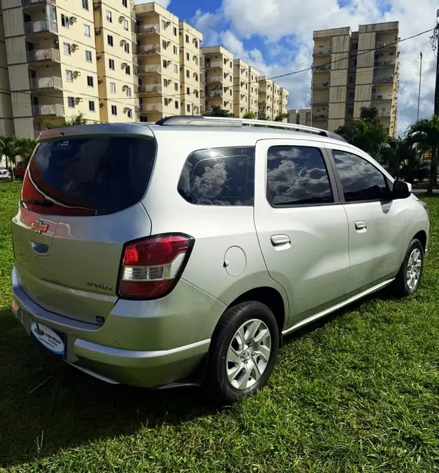 Carro Chevrolet Spin 2017 LTZ 7S 1.8 (Flex) (Aut)