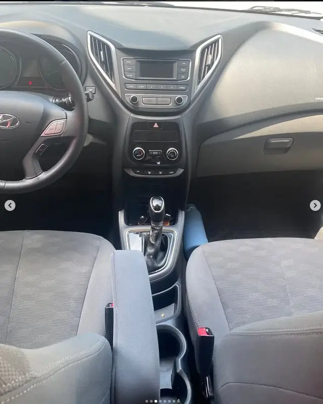 Carro Chevrolet Celta 2013 LT 1.0 (Flex)