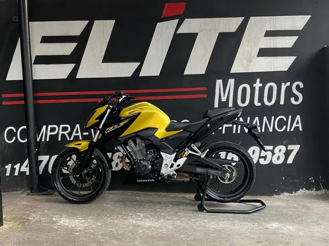 Moto Honda CB 300F Twister 2023 Standard