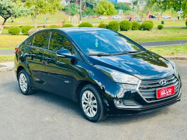 Carro Hyundai HB20S 2017 1.6 Comfort Style (Flex)