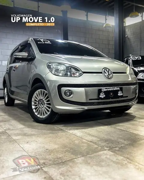 Carro Volkswagen Up! 2015 1.0 12v E-Flex move up! 4p
