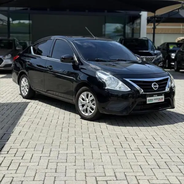 Carro Nissan Versa 2018 1.6 16V SV (Flex)